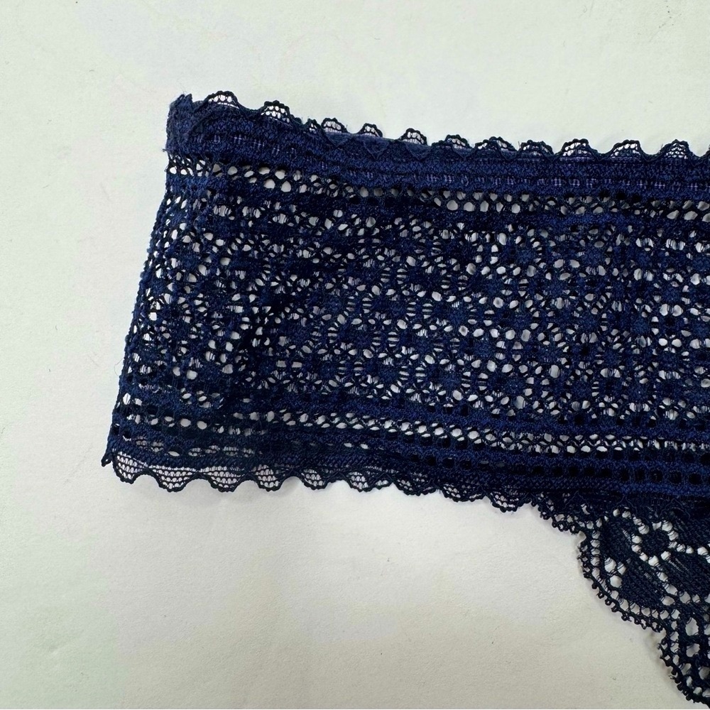 NWT STELLA McCARTNEY “Katie Kissing” Navy Stretch Lace Thong Size Large - Picture 10 of 16